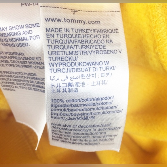 Tommy Hilfiger Logo Sweatshirt - Picture 6 of 6